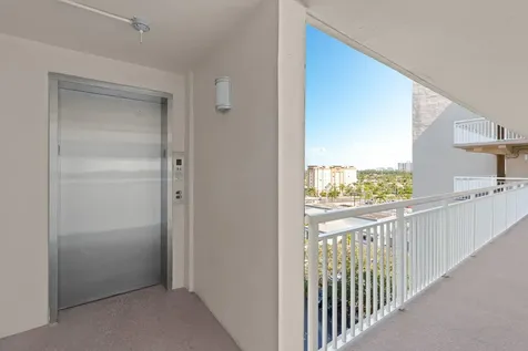 801 S Federal Highway Pompano Beach FL 33062