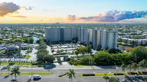 801 S Federal Highway Pompano Beach FL 33062