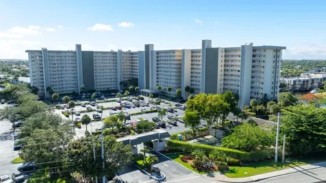 801 S Federal Highway Pompano Beach FL 33062
