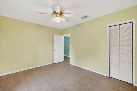 841 SW 18th Court Fort Lauderdale FL 33315