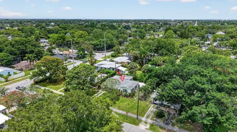 841 SW 18th Court Fort Lauderdale FL 33315