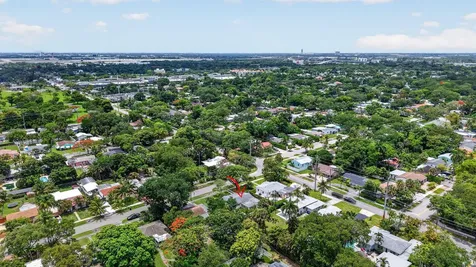 841 SW 18th Court Fort Lauderdale FL 33315
