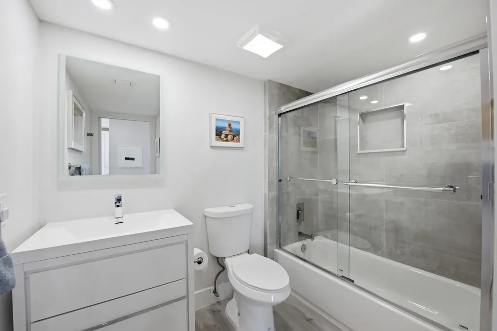 7768 Lakeside Boulevard Boca Raton FL 33434