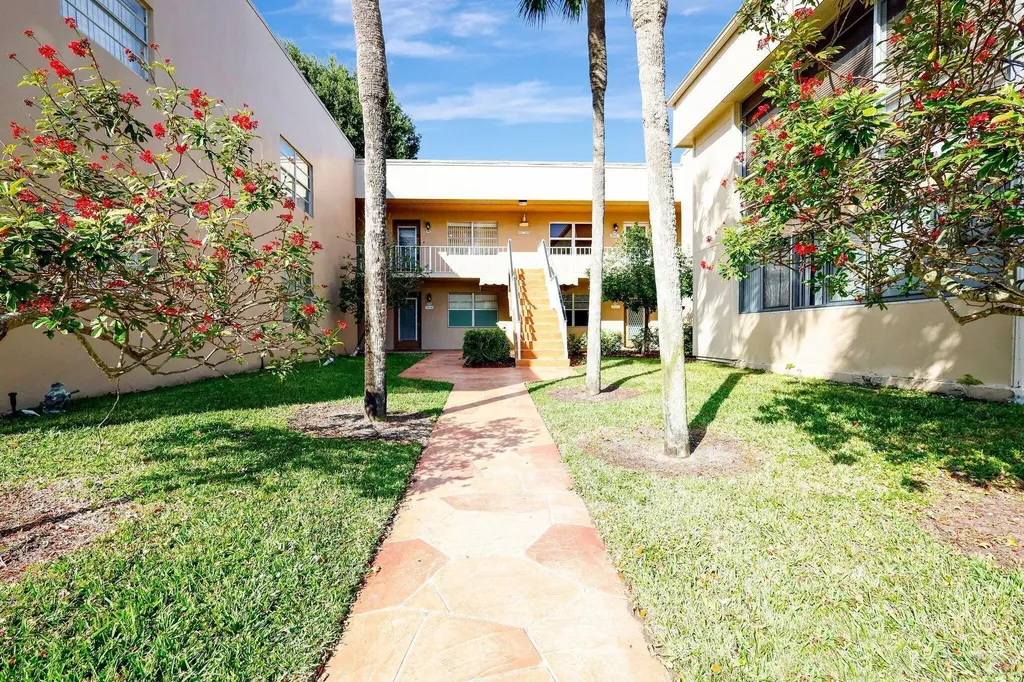 825 E Normandy Delray Beach FL 33484