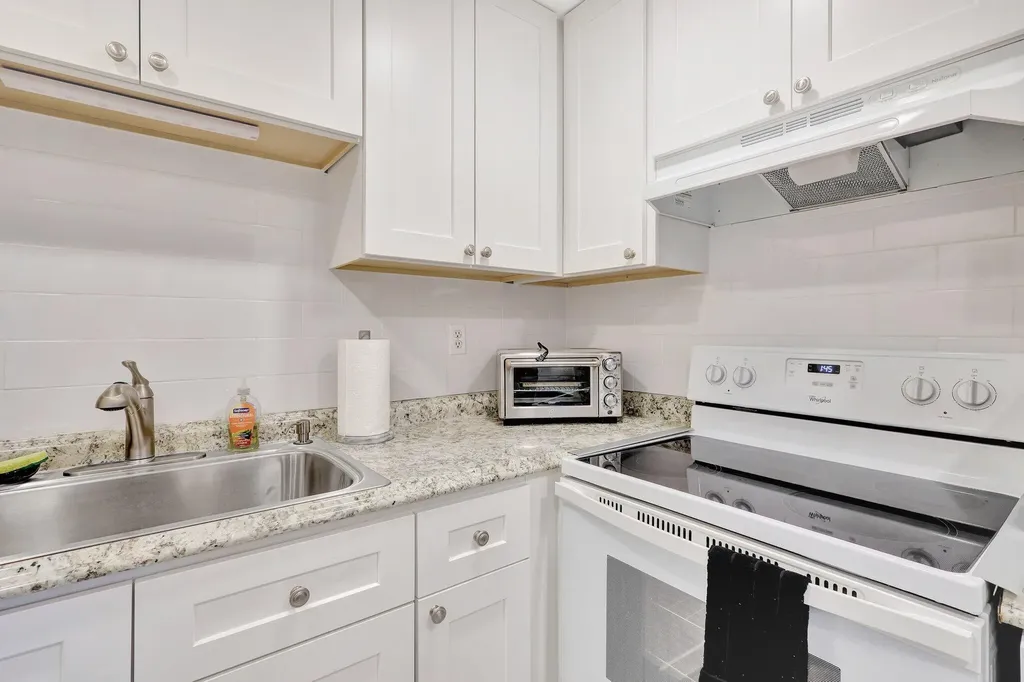 825 E Normandy Delray Beach FL 33484