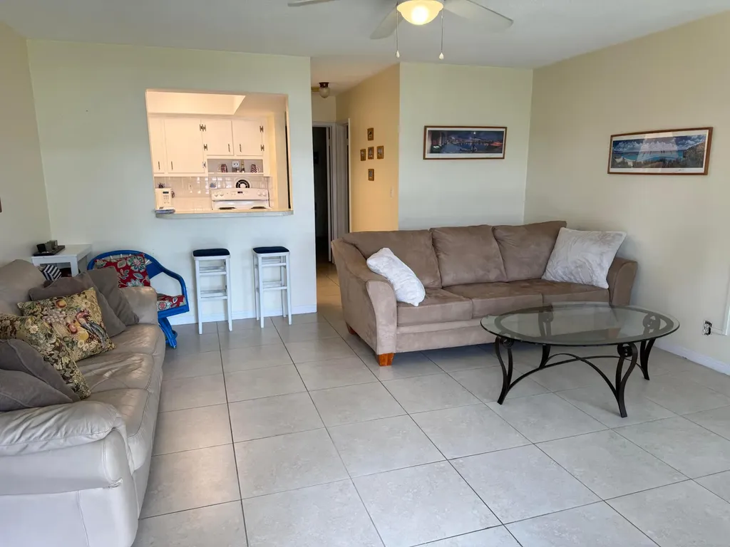 2841 NE 32nd Street Fort Lauderdale FL 33306