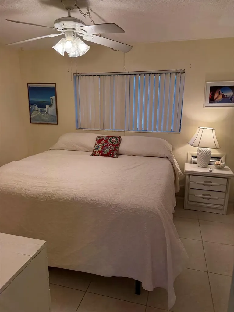 2841 NE 32nd Street Fort Lauderdale FL 33306