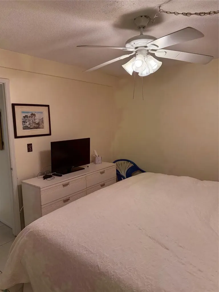 2841 NE 32nd Street Fort Lauderdale FL 33306