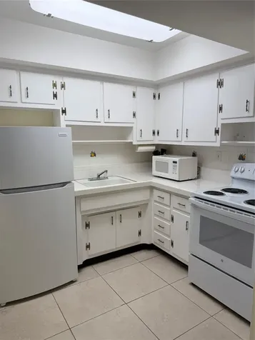 2841 NE 32nd Street Fort Lauderdale FL 33306