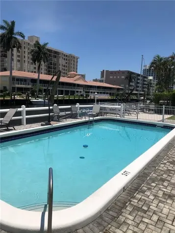 2841 NE 32nd Street Fort Lauderdale FL 33306