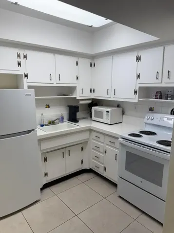 2841 NE 32nd Street Fort Lauderdale FL 33306