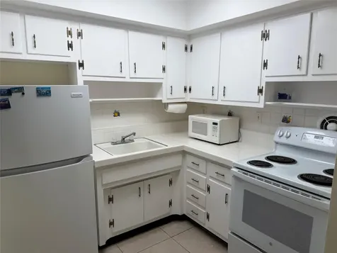 2841 NE 32nd Street Fort Lauderdale FL 33306