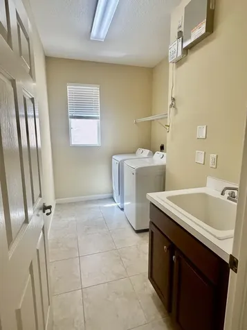 5888 SE Crooked Oak Avenue Hobe Sound FL 33455