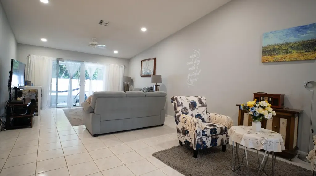 3872 Summer Chase Court Lake Worth FL 33467