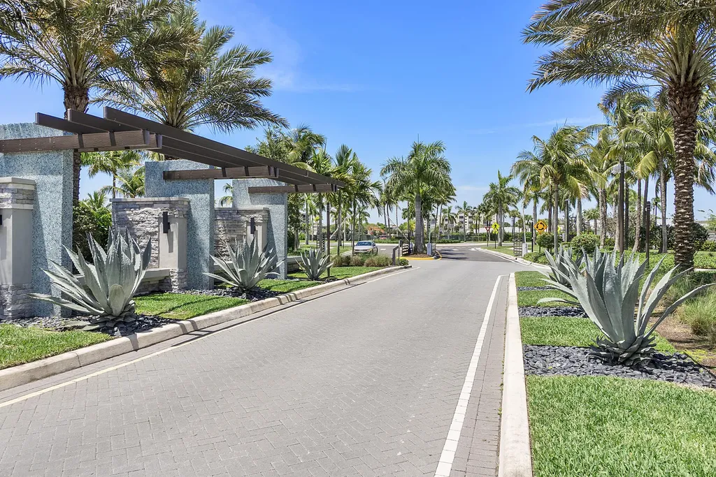 14624 Three Ponds Trail Delray Beach FL 33446