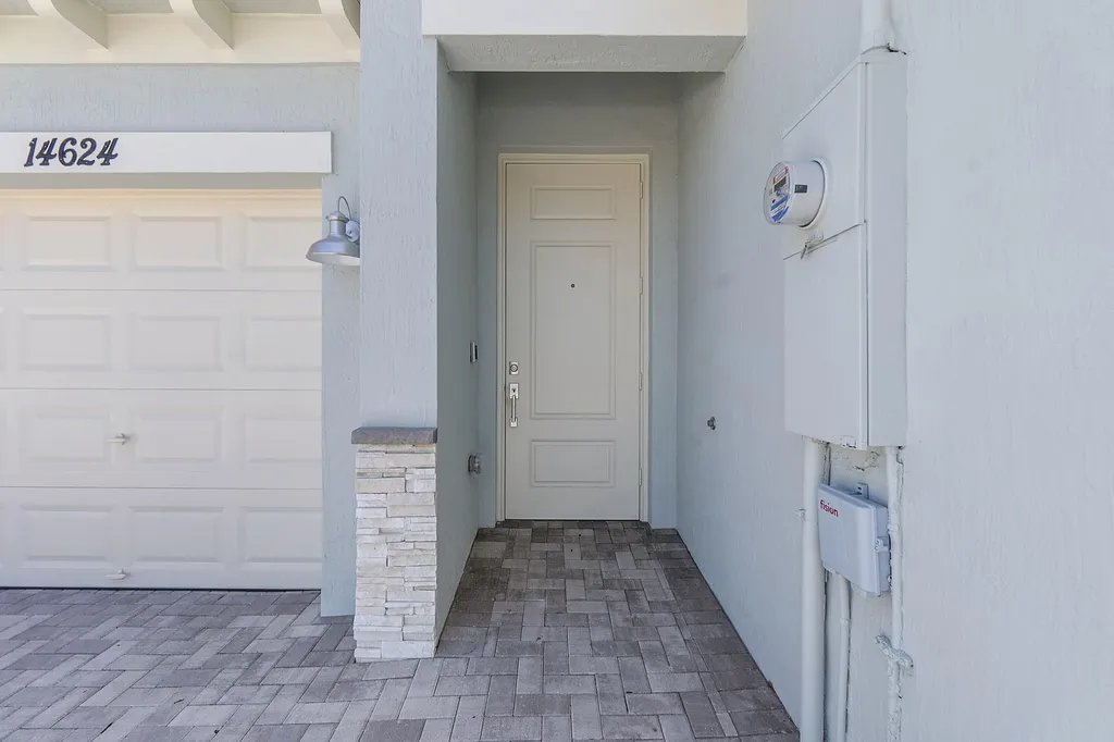 14624 Three Ponds Trail Delray Beach FL 33446
