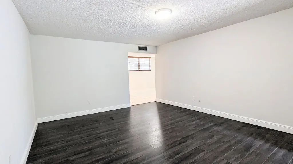 3253 Foxcroft Road Miramar FL 33025