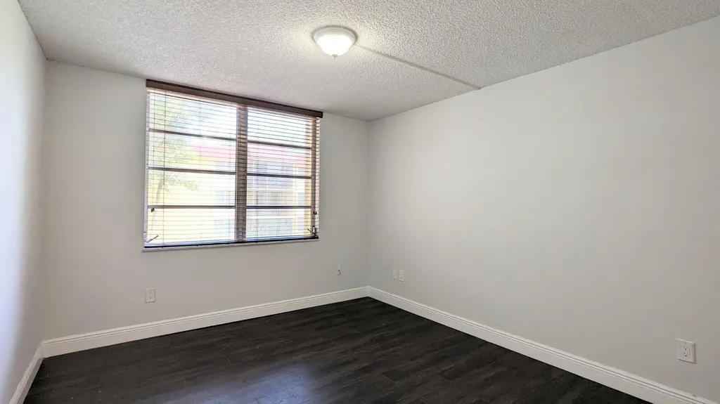 3253 Foxcroft Road Miramar FL 33025
