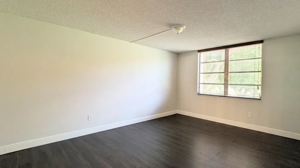 3253 Foxcroft Road Miramar FL 33025