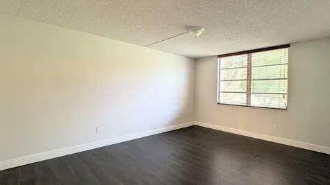 3253 Foxcroft Road Miramar FL 33025