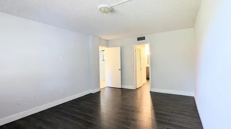 3253 Foxcroft Road Miramar FL 33025