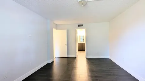 3253 Foxcroft Road Miramar FL 33025