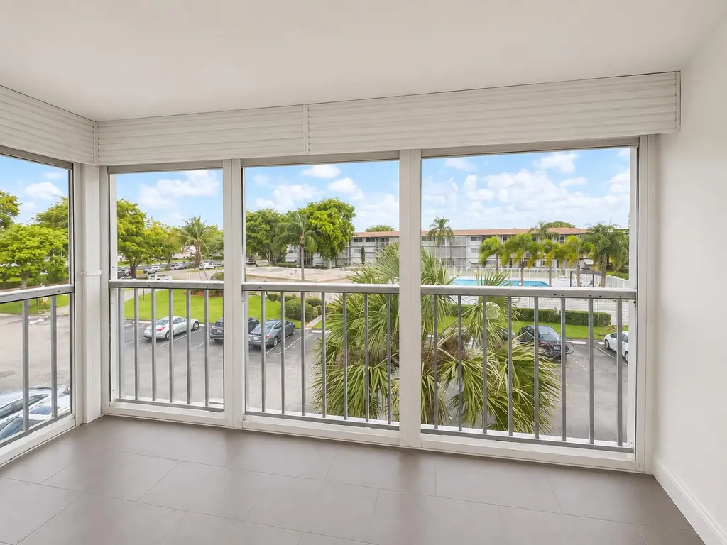1201 Hillcrest Court Hollywood FL 33021