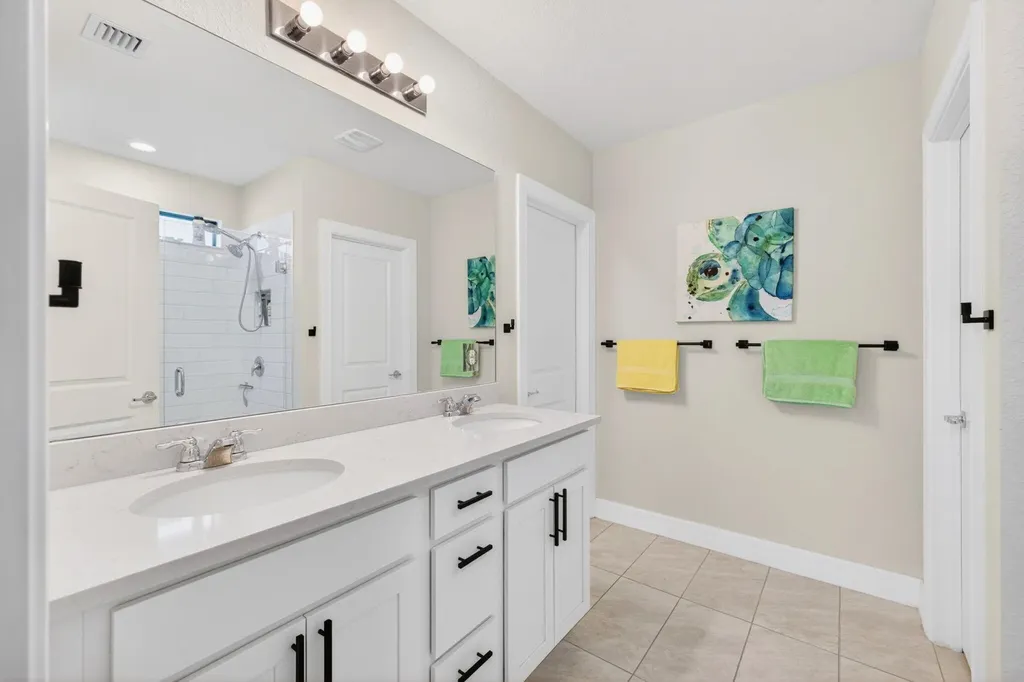 3165 Tamarind Drive Lauderdale Lakes FL 33311