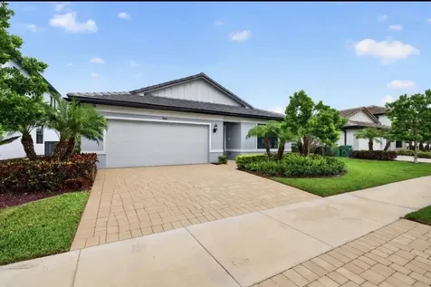 3165 Tamarind Drive Lauderdale Lakes FL 33311
