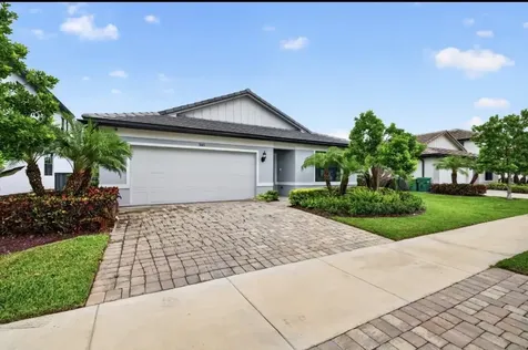 3165 Tamarind Drive Lauderdale Lakes FL 33311