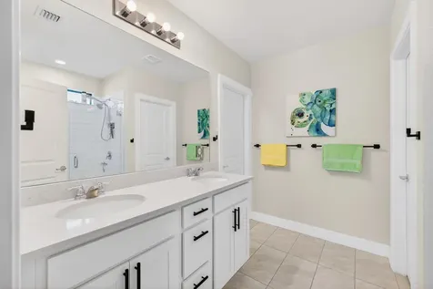 3165 Tamarind Drive Lauderdale Lakes FL 33311