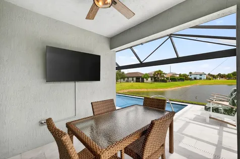 3165 Tamarind Drive Lauderdale Lakes FL 33311