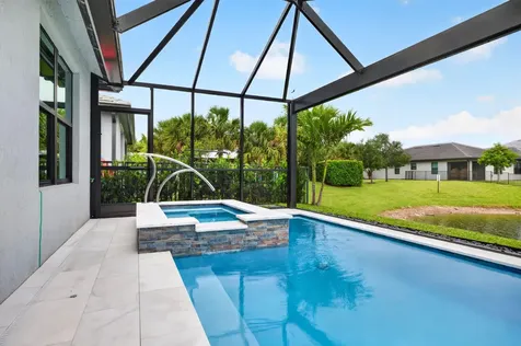 3165 Tamarind Drive Lauderdale Lakes FL 33311