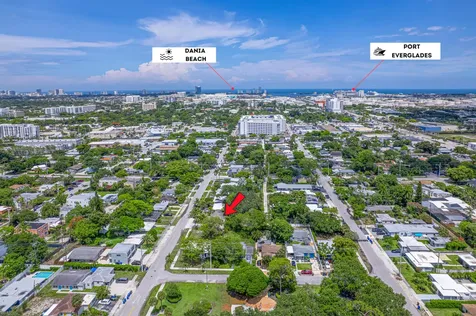 320 SW 21st Street Fort Lauderdale FL 33315