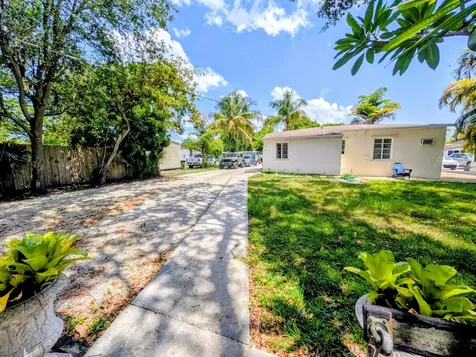 320 SW 21st Street Fort Lauderdale FL 33315