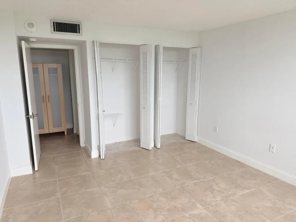 5600 N Flagler Drive West Palm Beach FL 33407