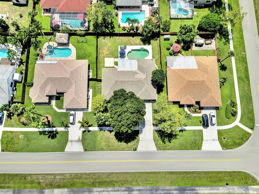 14608 Paddock Drive Wellington FL 33414