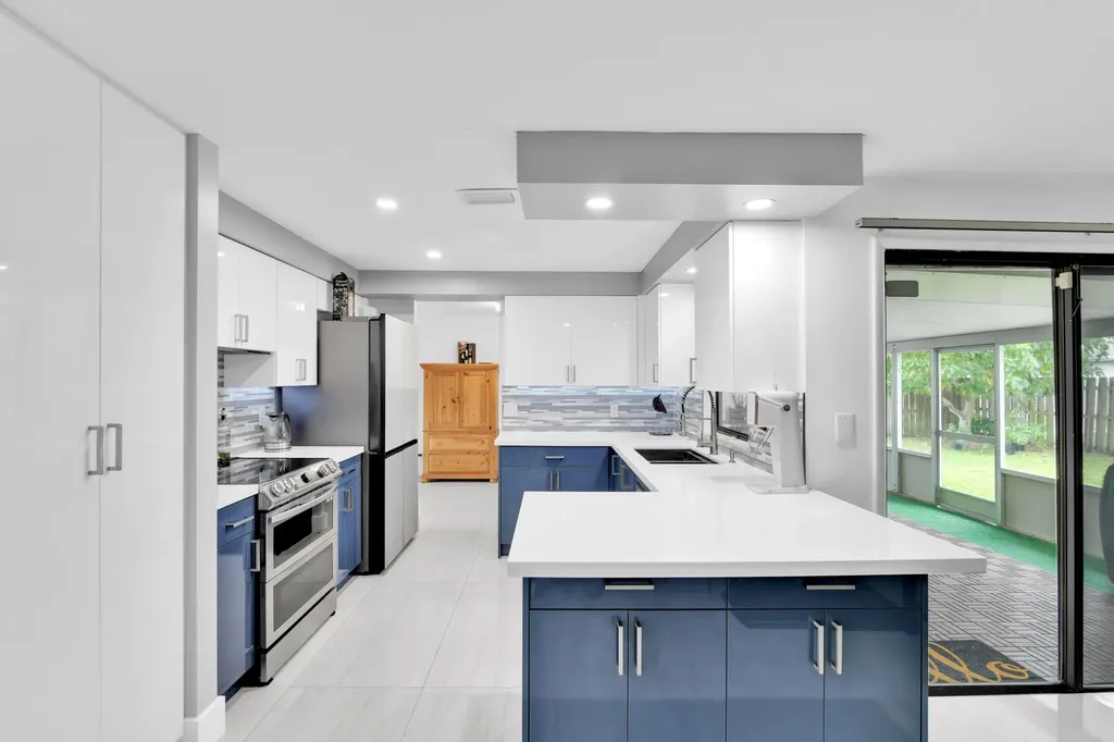 8411 Theresa Road Boynton Beach FL 33472