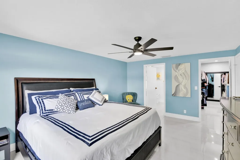 8411 Theresa Road Boynton Beach FL 33472