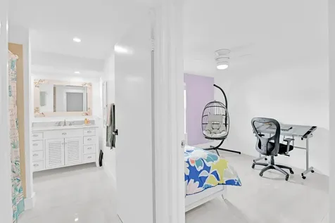8411 Theresa Road Boynton Beach FL 33472