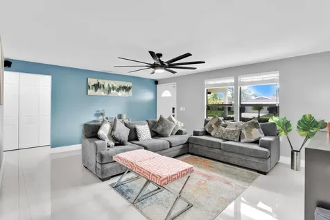 8411 Theresa Road Boynton Beach FL 33472