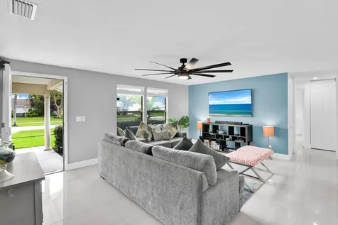 8411 Theresa Road Boynton Beach FL 33472