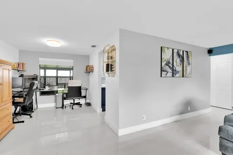 8411 Theresa Road Boynton Beach FL 33472