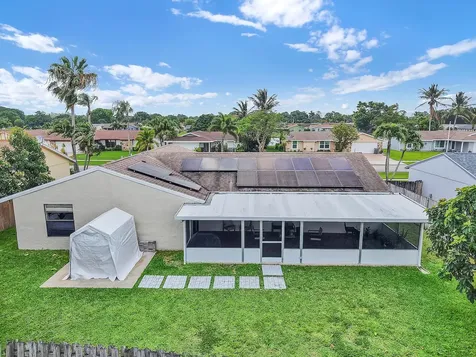 8411 Theresa Road Boynton Beach FL 33472