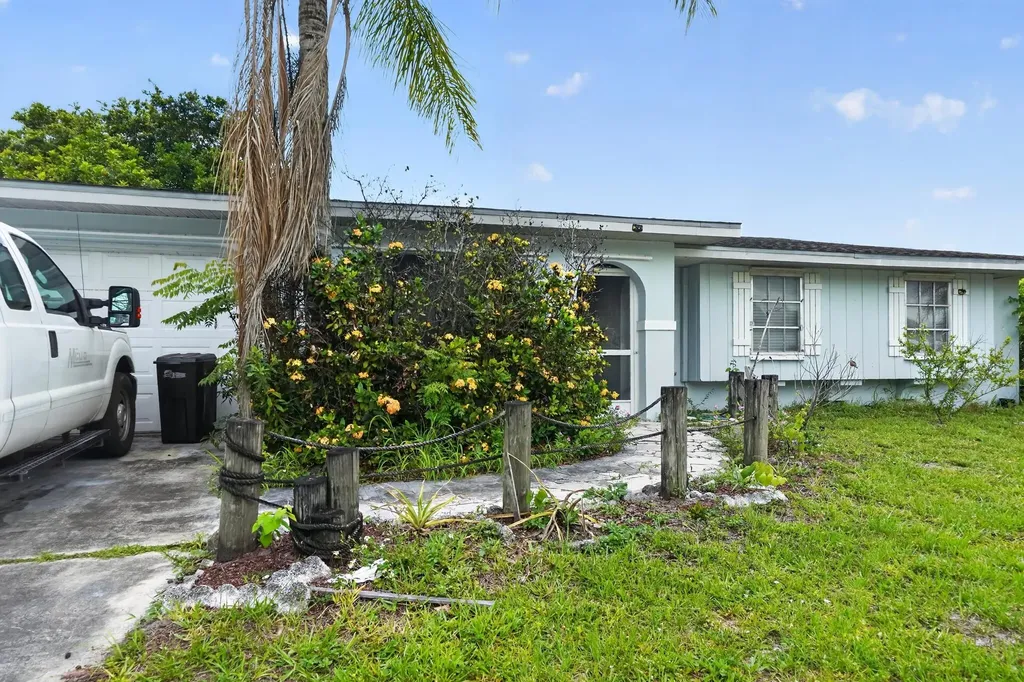 247 Airoso Boulevard Port St Lucie FL 34983