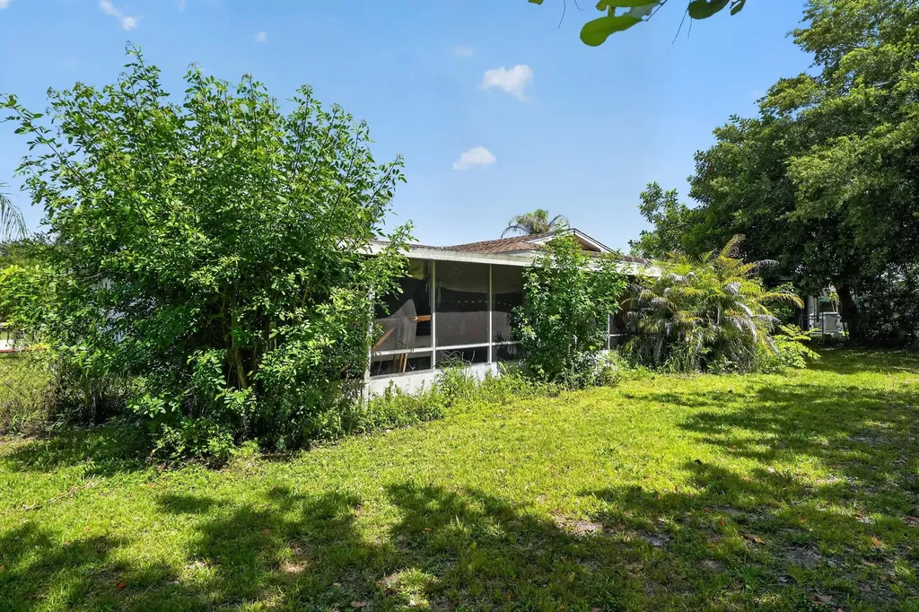 247 Airoso Boulevard Port St Lucie FL 34983