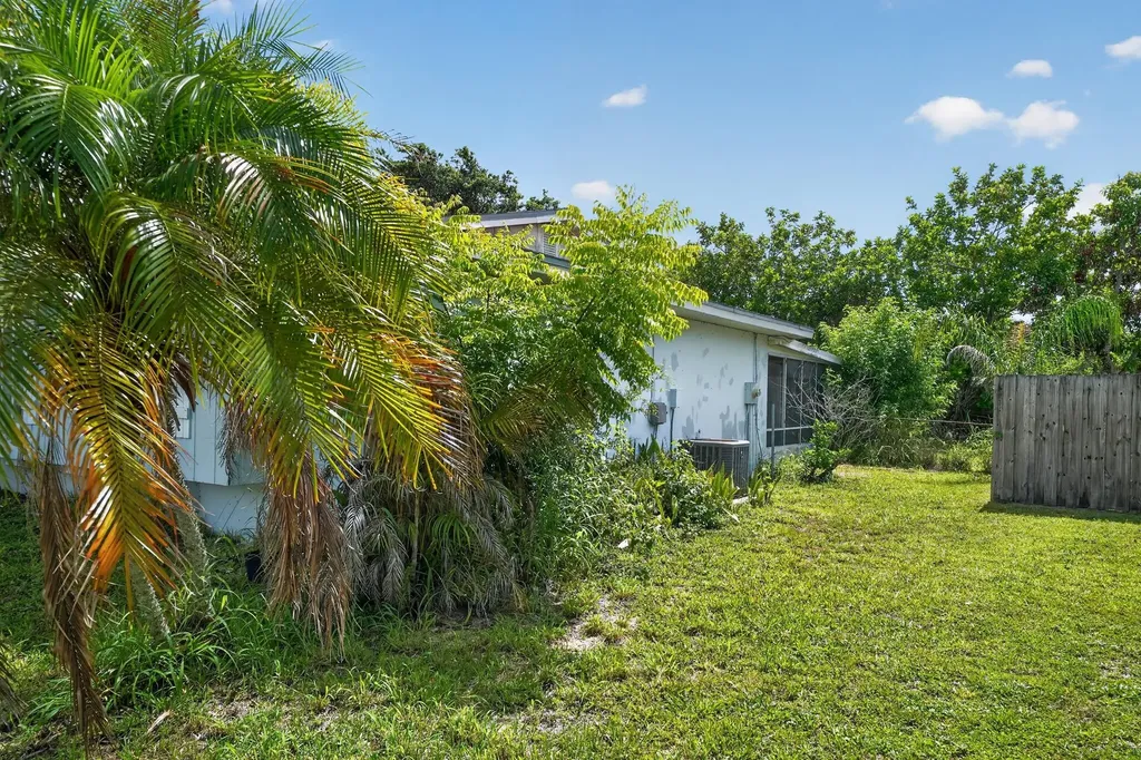 247 Airoso Boulevard Port St Lucie FL 34983