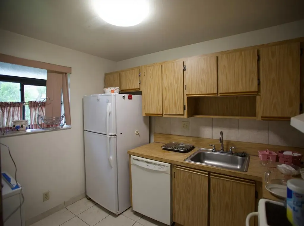 507 Gardens Drive Pompano Beach FL 33069