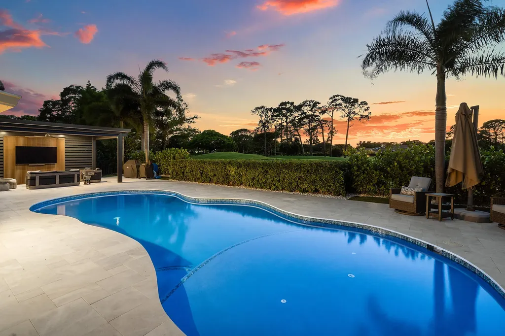 632 Lakewoode Circle W Delray Beach FL 33445