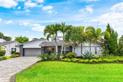 632 Lakewoode Circle W Delray Beach FL 33445
